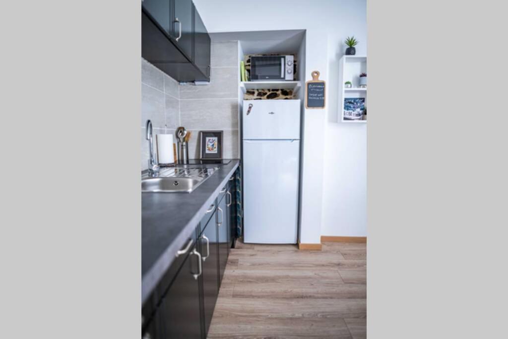 Cudjoe Apartment Dinan Ngoại thất bức ảnh